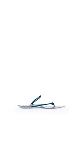 CHINA BLUE - ALA&Iuml;A INVISIBLE THONG IN PATENT LEATHER