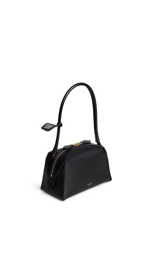 ALA&Iuml;A LE BOULEDOGUE SMALL BAG IN CALFSKIN BLACK - View 2
