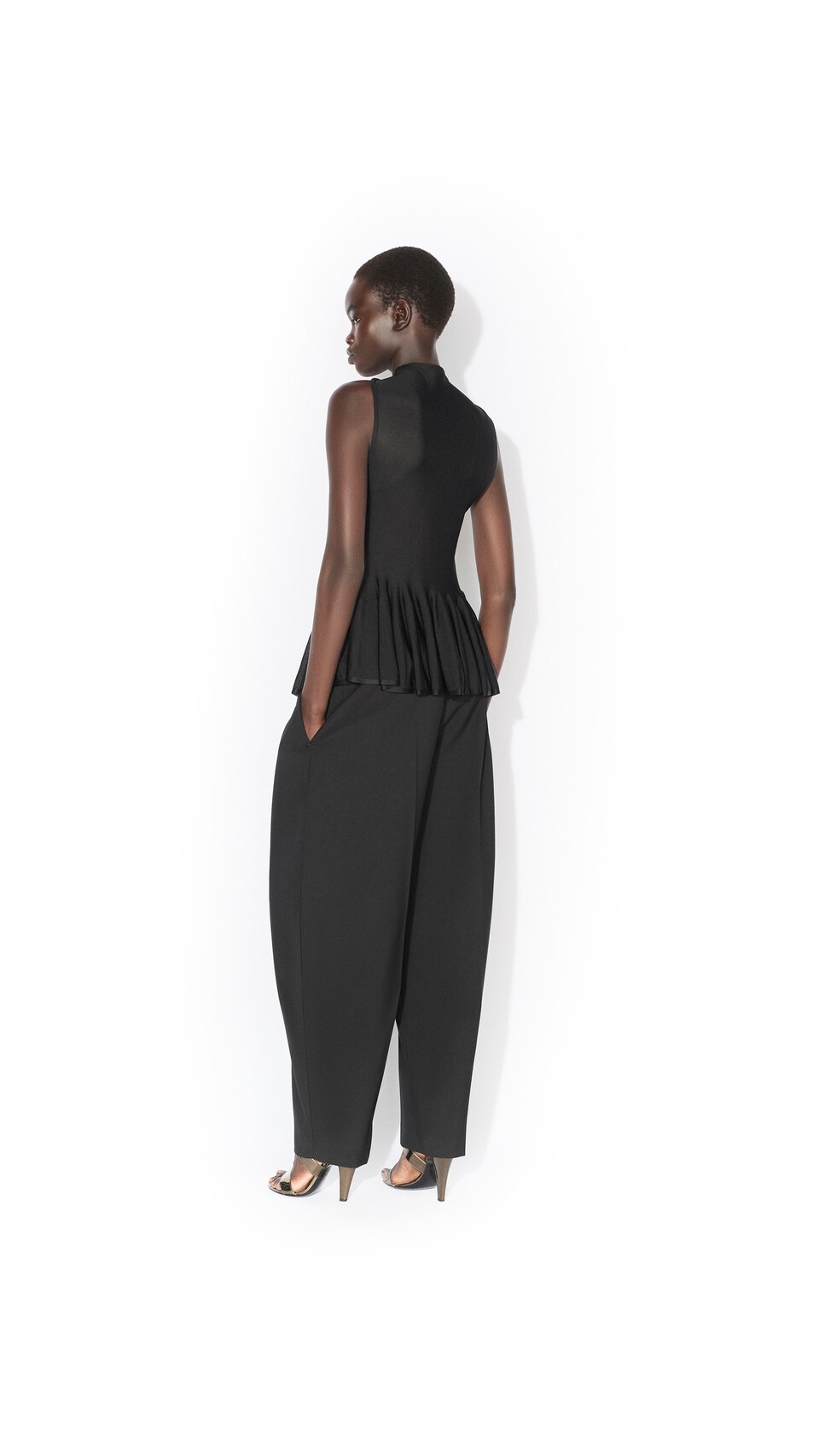 ALA&Iuml;A ASYMMETRIC GODET TOP BLACK - View 3