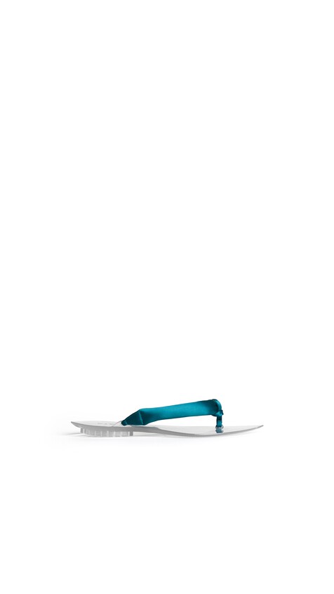 INVISIBLE THONG MULES IN SATIN