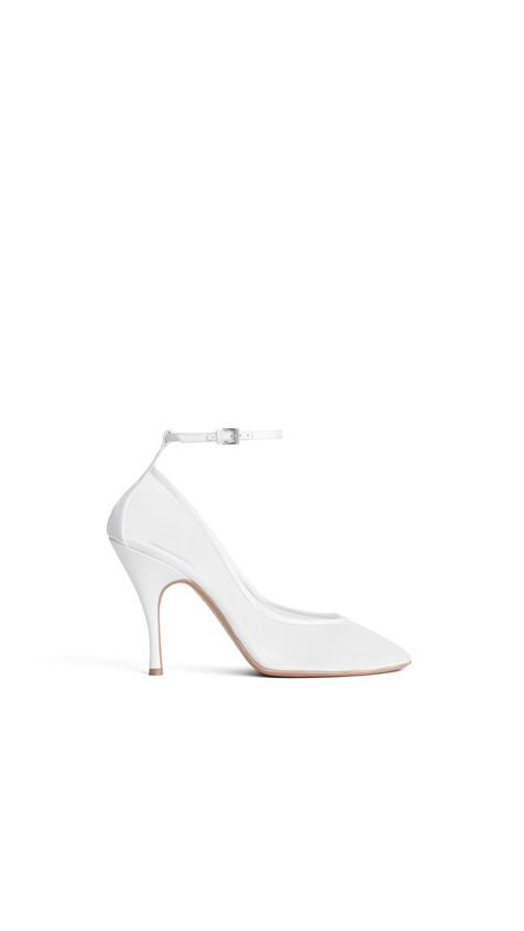ALA&Iuml;A STRAPPY PUMPS IN MESH OPTICAL WHITE