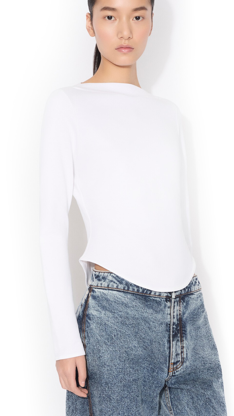 ALA&Iuml;A PETAL DENIM PANTS SNOW BLUE - View 4