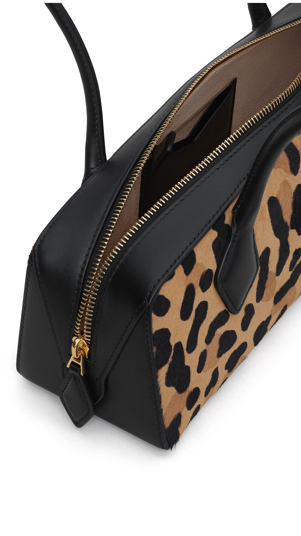 ALA&Iuml;A LE TECKEL MEDIUM BAG IN LEOPARD HAIRCALF BROWN - View 3