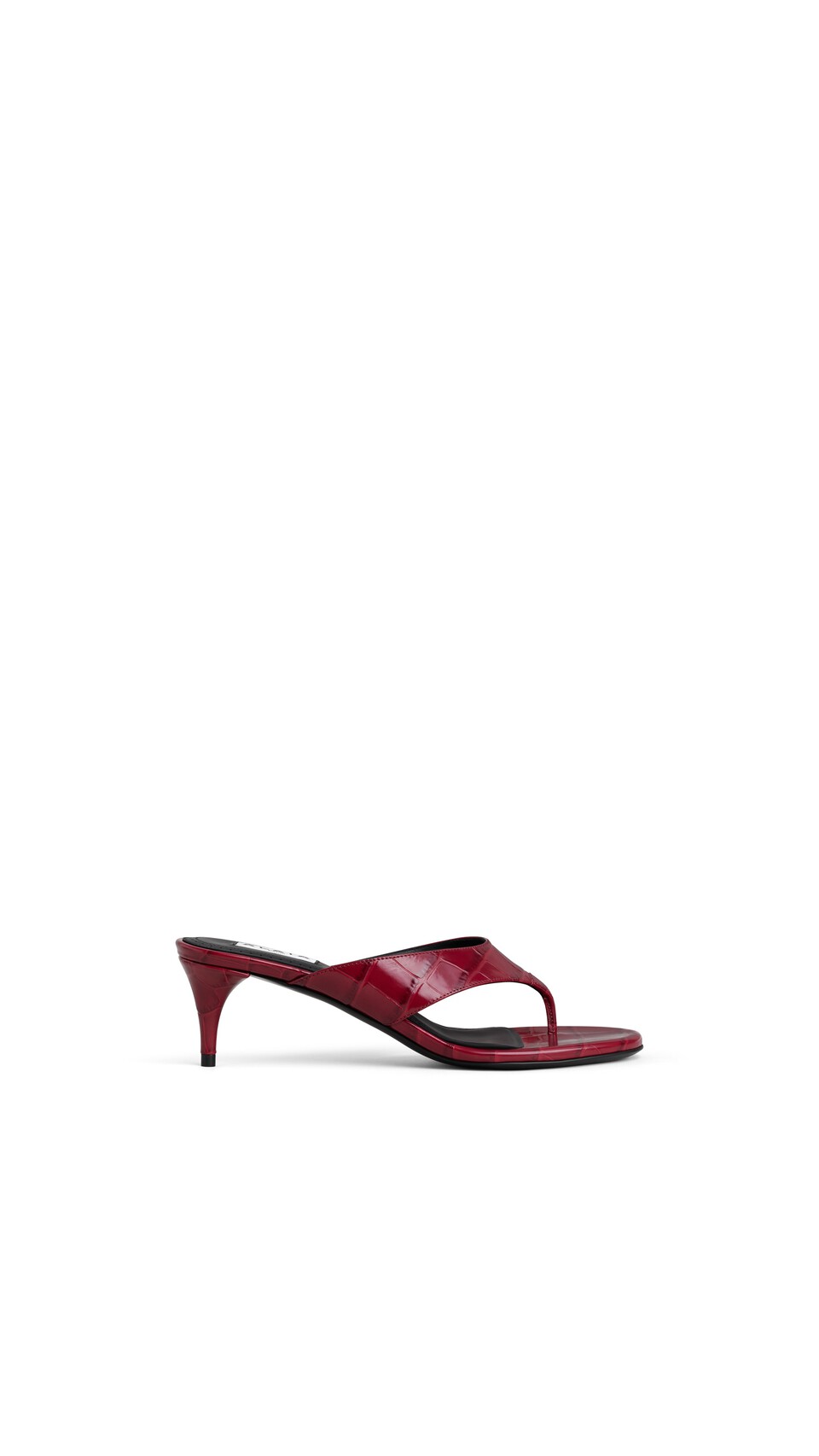 ALA&Iuml;A MULES TONG IN CROCODILE EMBOSSED CALFSKIN CHERRY