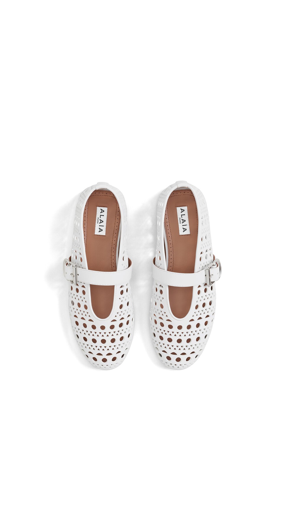 ALA&Iuml;A BALLET FLATS IN VIENNE LAMBSKIN OFF-WHITE - View 4