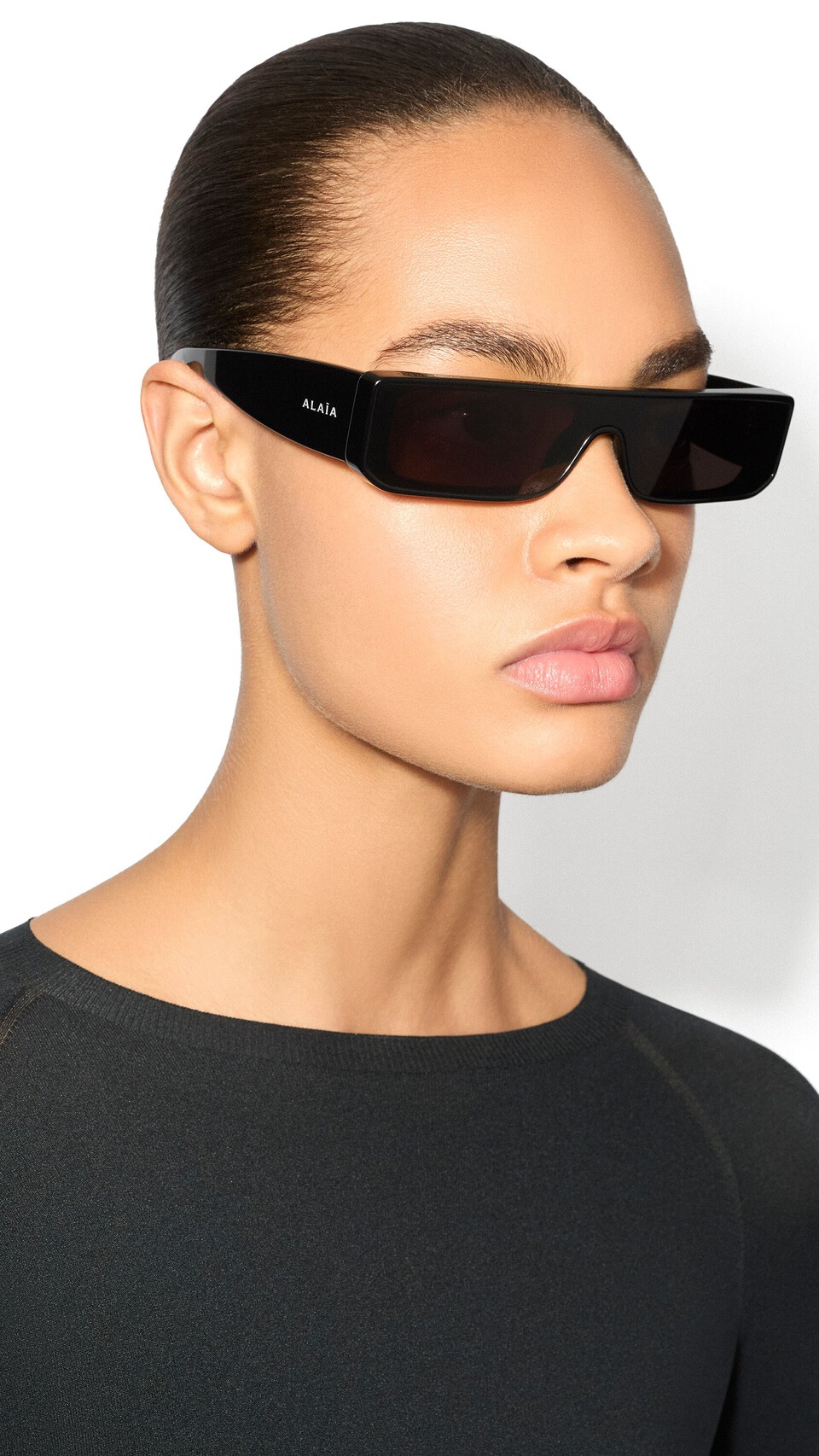 ALA&Iuml;A RECTANGULAR MASK SUNGLASSES BLACK - View 4
