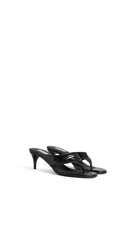 ALA&Iuml;A MULES TONG IN CROCODILE EMBOSSED CALFSKIN BLACK - View 2