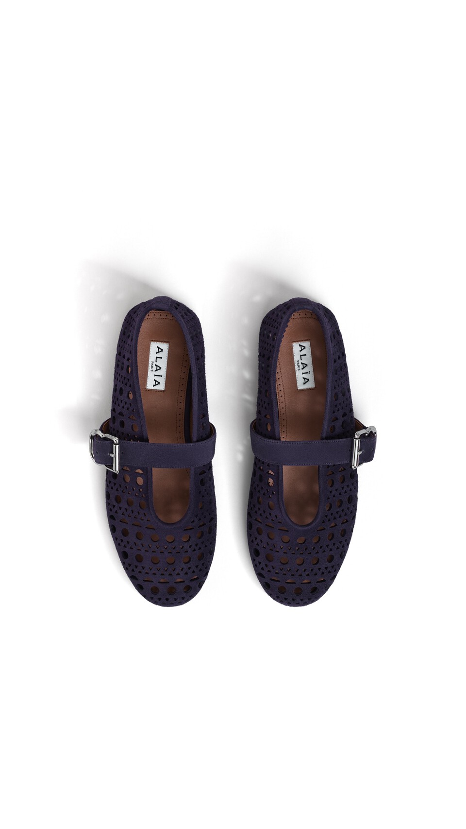 ALA&Iuml;A BALLET FLATS VIENNE IN SUEDE EGGPLANT - View 3