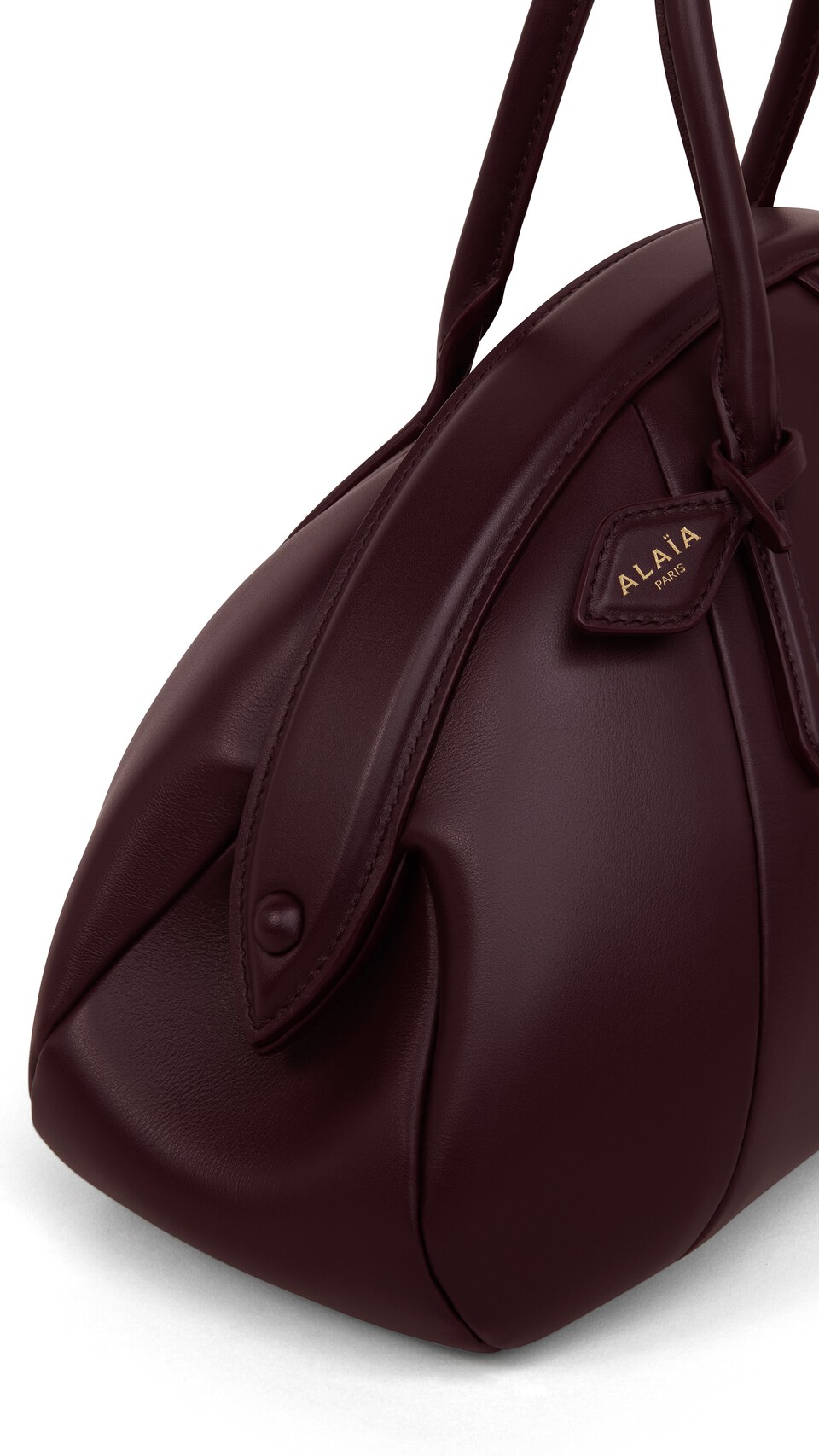 ALA&Iuml;A PURSE TOP HANDLE BAG IN CALFSKIN BORDEAUX - View 3