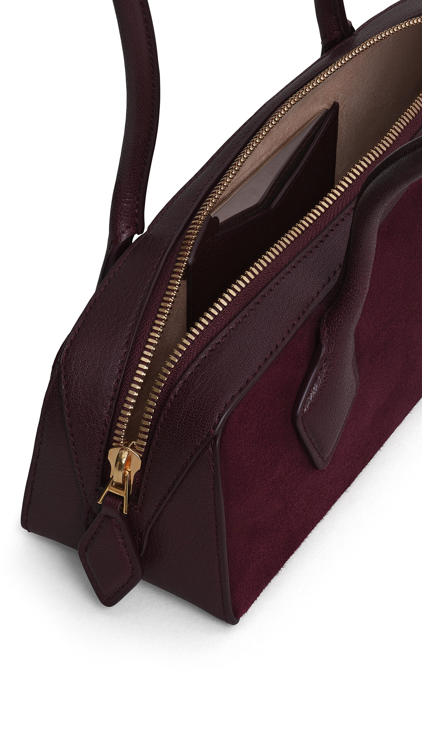 DAM_BGRD_0009 image number 2