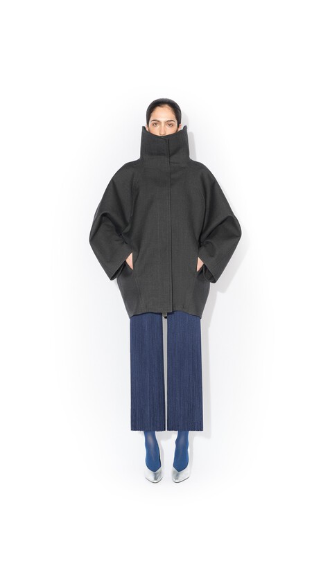 ALA&Iuml;A LAYERED WOOL COAT ANTHRACITE - View 2