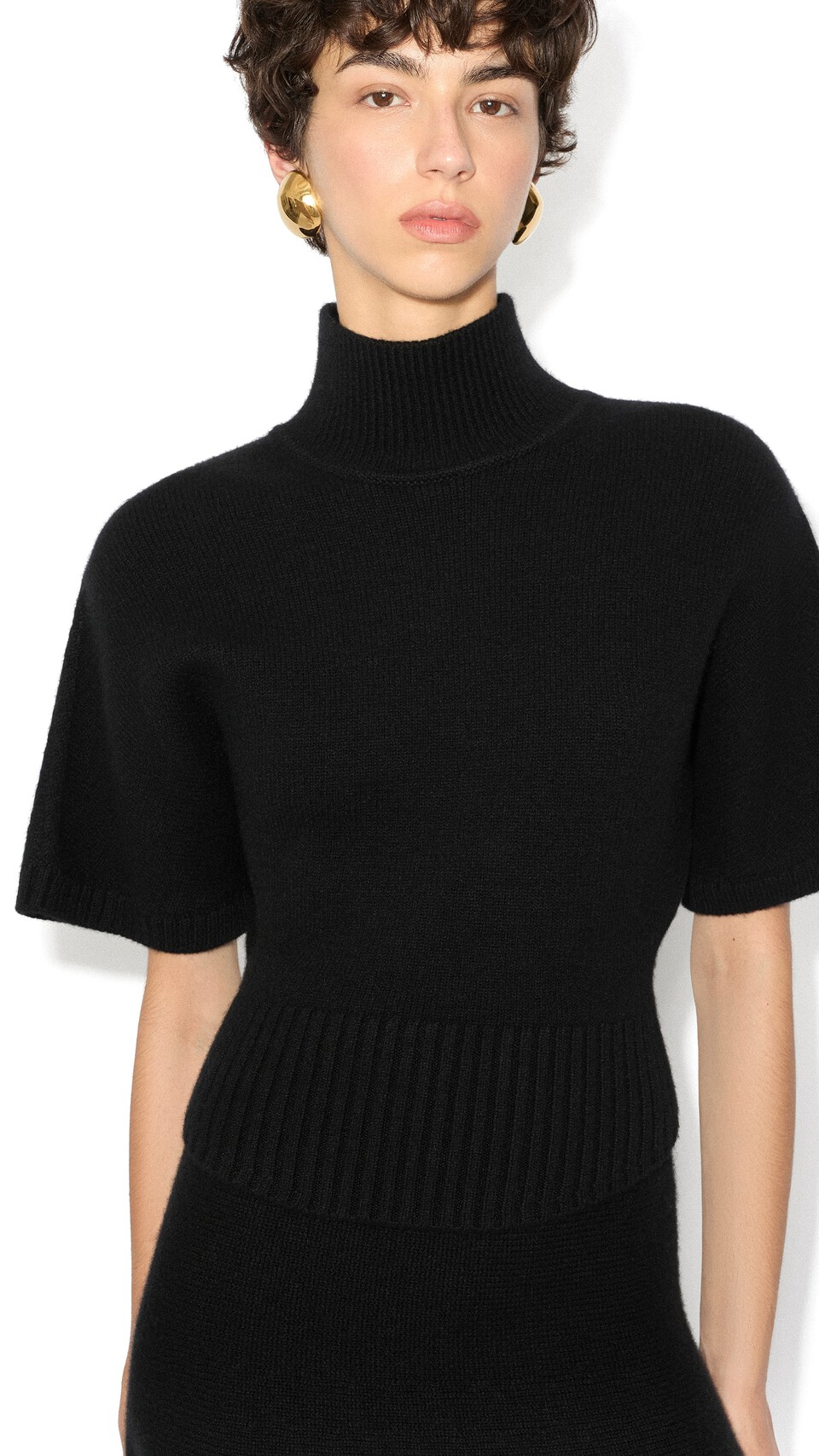 ALA&Iuml;A CASHMERE HIGH NECK JUMPER BLACK - View 4