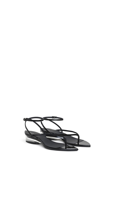ALA&Iuml;A INVISIBLE THONG IN PATENT CALFSKIN BLACK - View 2