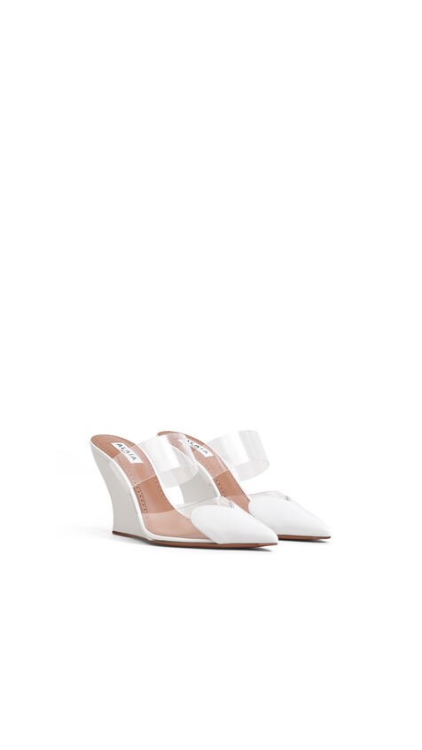 ALA&Iuml;A LE C&OElig;UR WEDGE MULES IN PATENT LEATHER OPTICAL WHITE - View 2