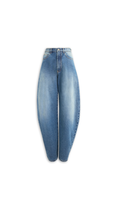 VINTAGE BLUE - ALA&Iuml;A BARREL-LEG JEANS IN FADED DENIM