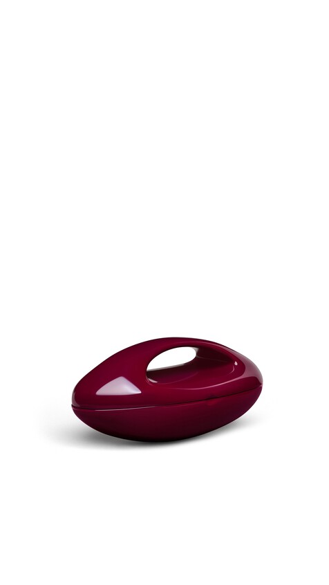 ALA&Iuml;A SCULPTURAL MINAUDIERE IN RESIN BORDEAUX - View 2