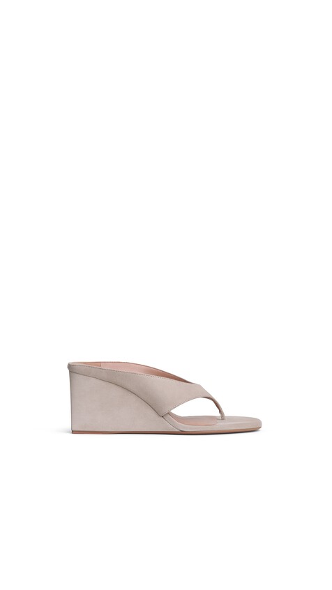 ALA&Iuml;A CUBE THONG MULES IN SUEDE 