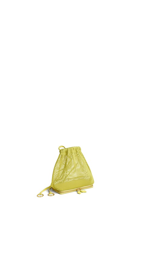 ALA&Iuml;A LE POCHON BAG IN FISHNET LEMON YELLOW - View 2