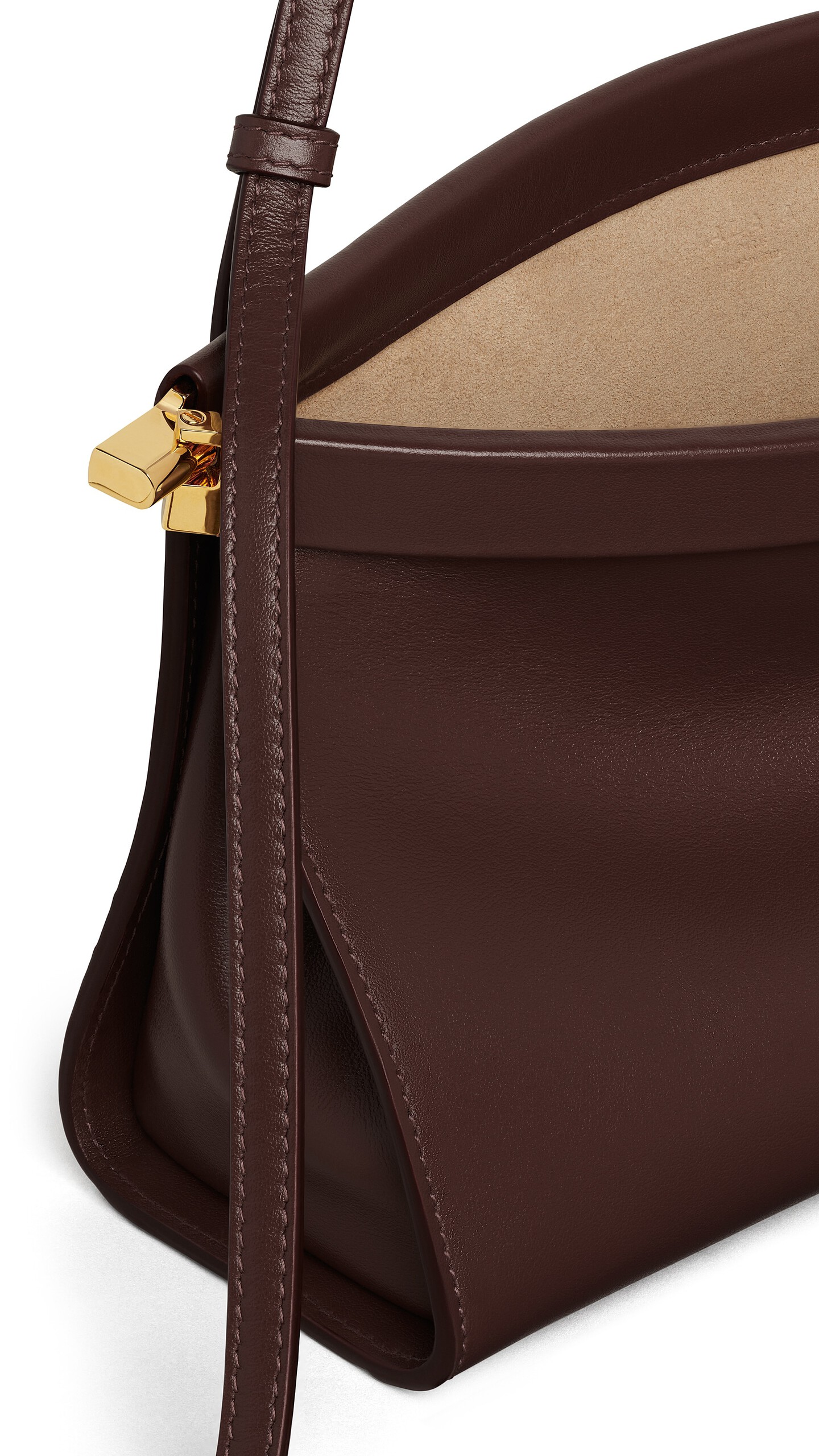 ALA&Iuml;A LE CLICK EAST WEST MEDIUM BAG IN CALFSKIN BROWN - View 3