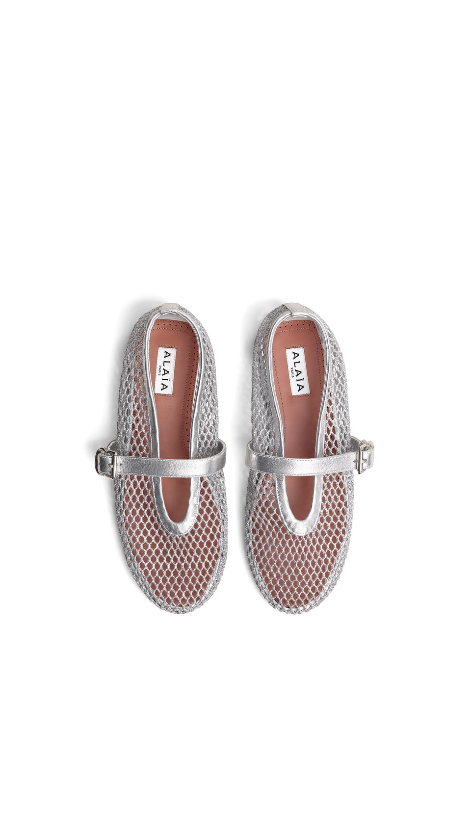 ALA&Iuml;A BALLET FLATS IN LAMINATED FISHNET WHITE SILVER - View 4