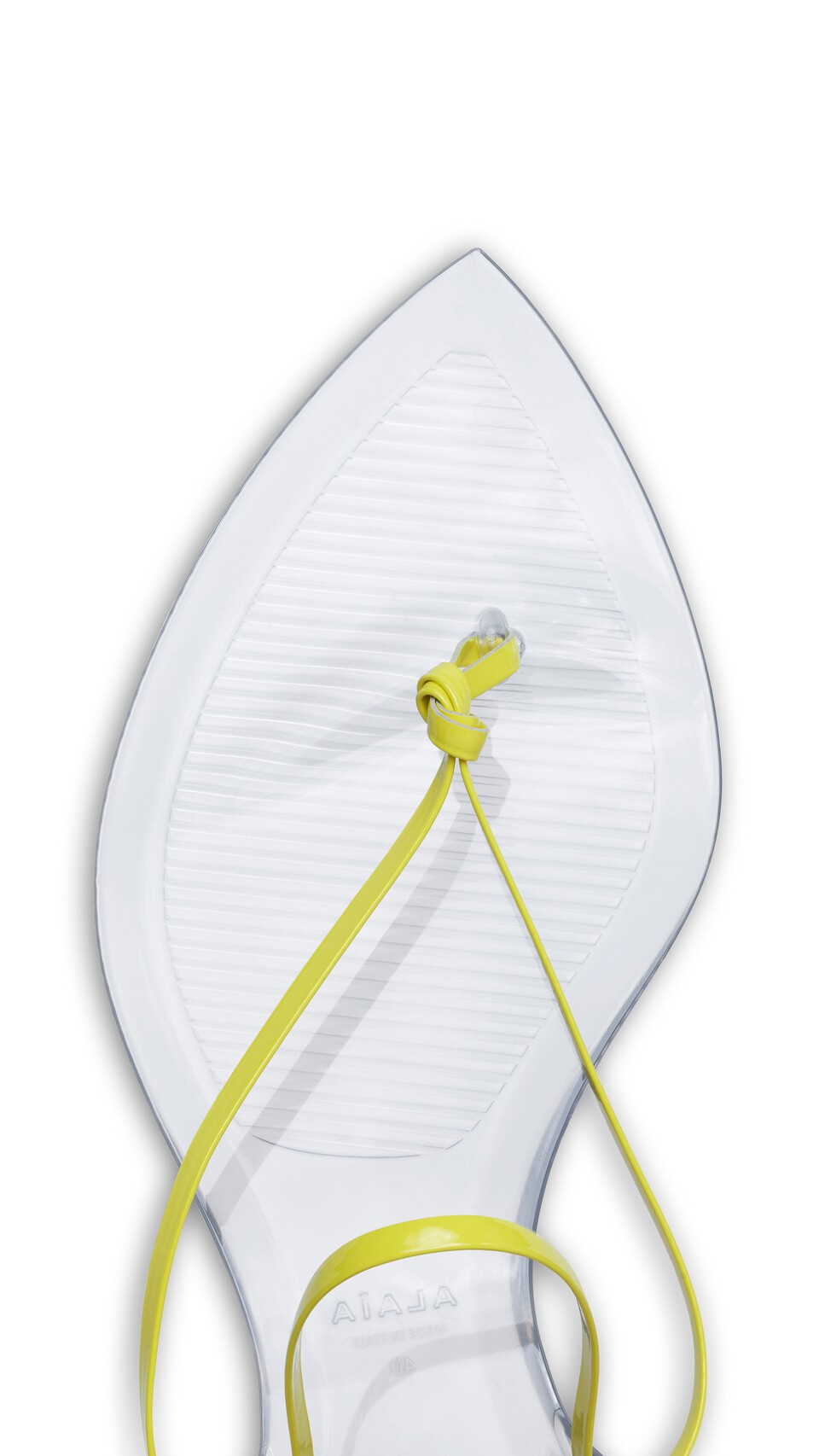 ALA&Iuml;A INVISIBLE THONG IN PATENT LEATHER LEMON YELLOW - View 3