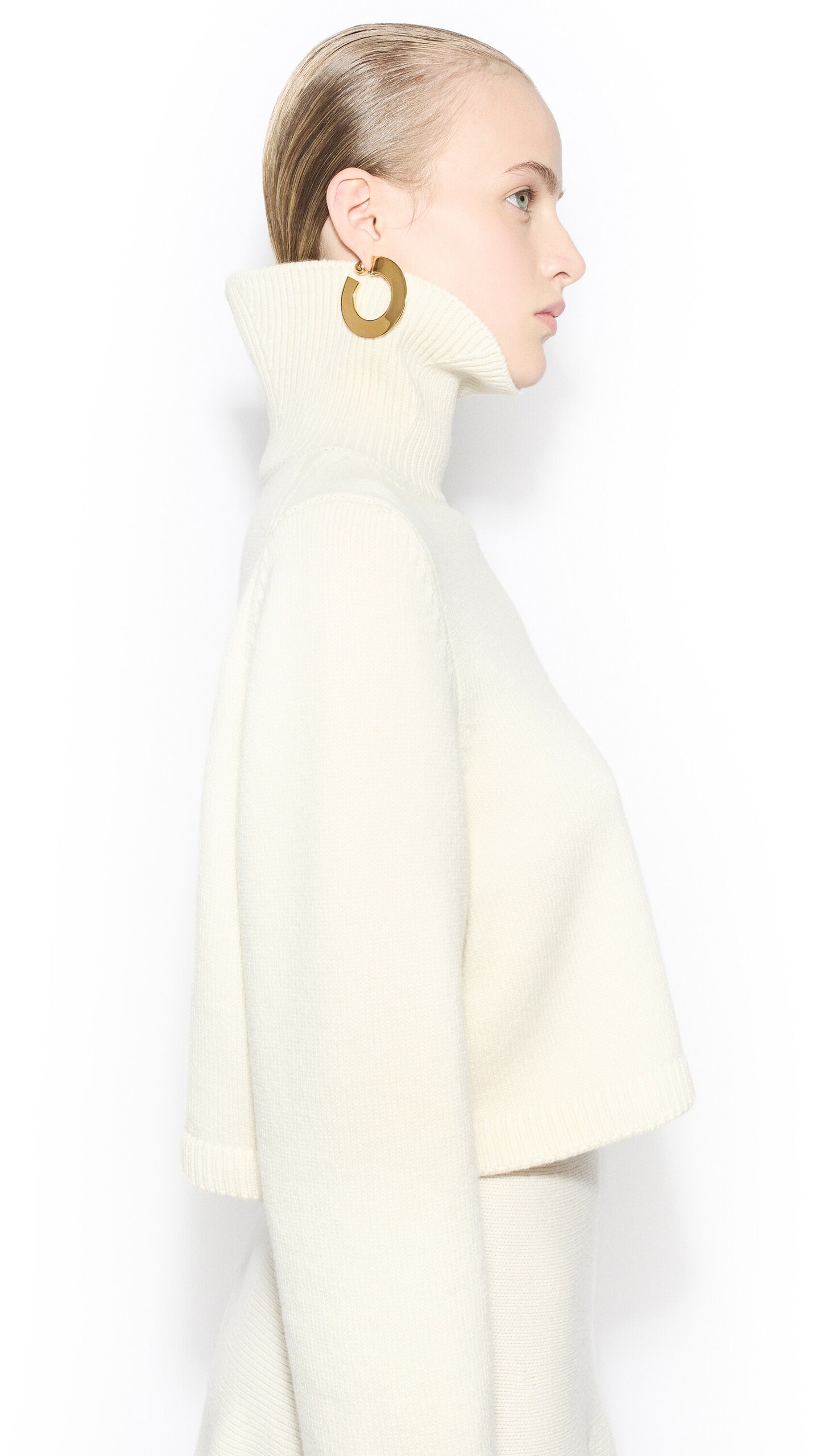 ALA&Iuml;A CASHMERE KNIT CROPPED JUMPER NATURAL WHITE - View 4
