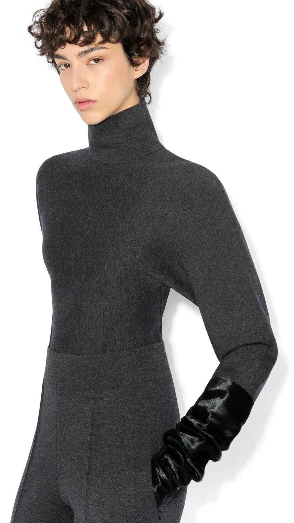ALA&Iuml;A PULLOVER SCIANCRATO IN LANA GRIGIO SCURO - View 4