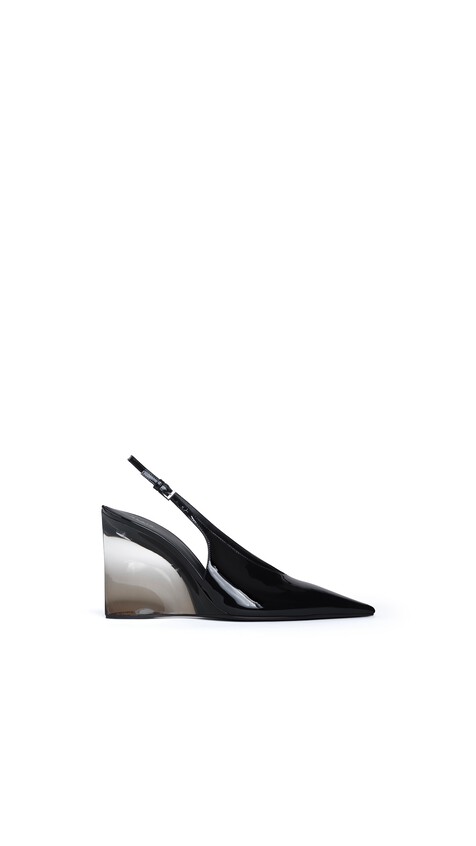 ALA&Iuml;A INVISIBLE WEDGE SLINGBACKS IN PATENT CALFSKIN BLACK