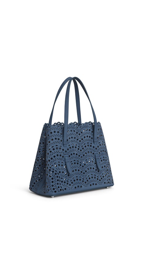 ALA&Iuml;A MINA 25 BAG IN PERFORATED VIENNE NUBUCK  BLUE - View 2