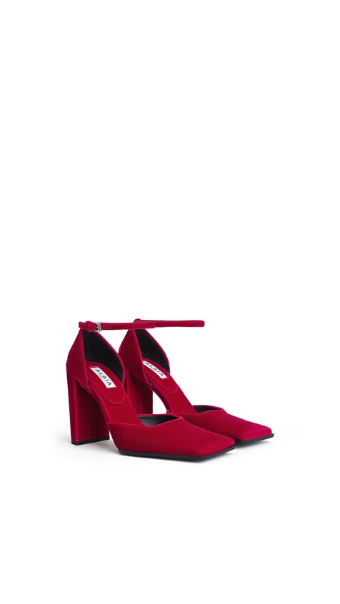 SQUARE D'ORSAY PUMPS IN VELVET