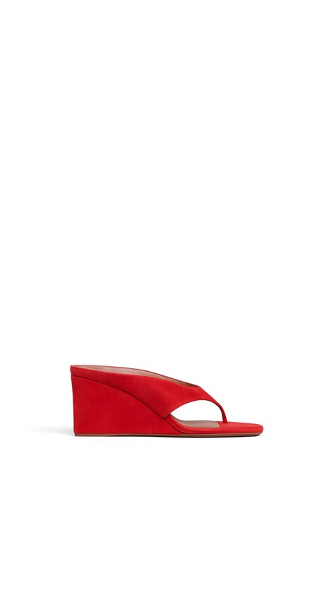 ALA&Iuml;A CUBE THONG MULES IN SUEDE 
