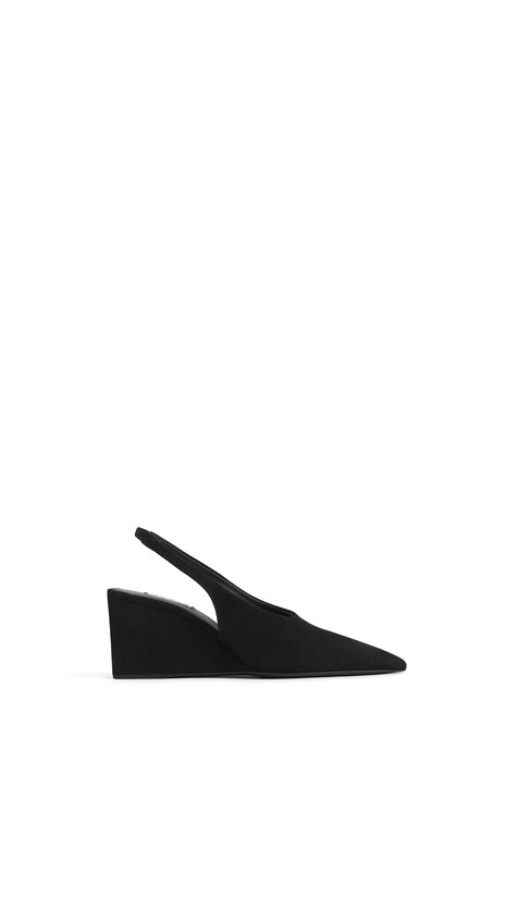 ALA&Iuml;A CUBE WEDGE SLINGBACKS IN SUEDE BLACK