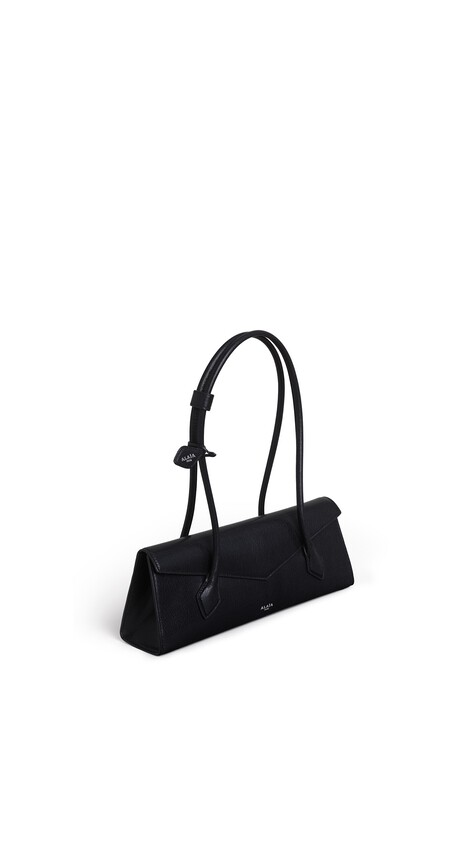 ALA&Iuml;A LE TECKEL FLAP MEDIUM BAG IN SHINY GOATSKIN BLACK - View 2
