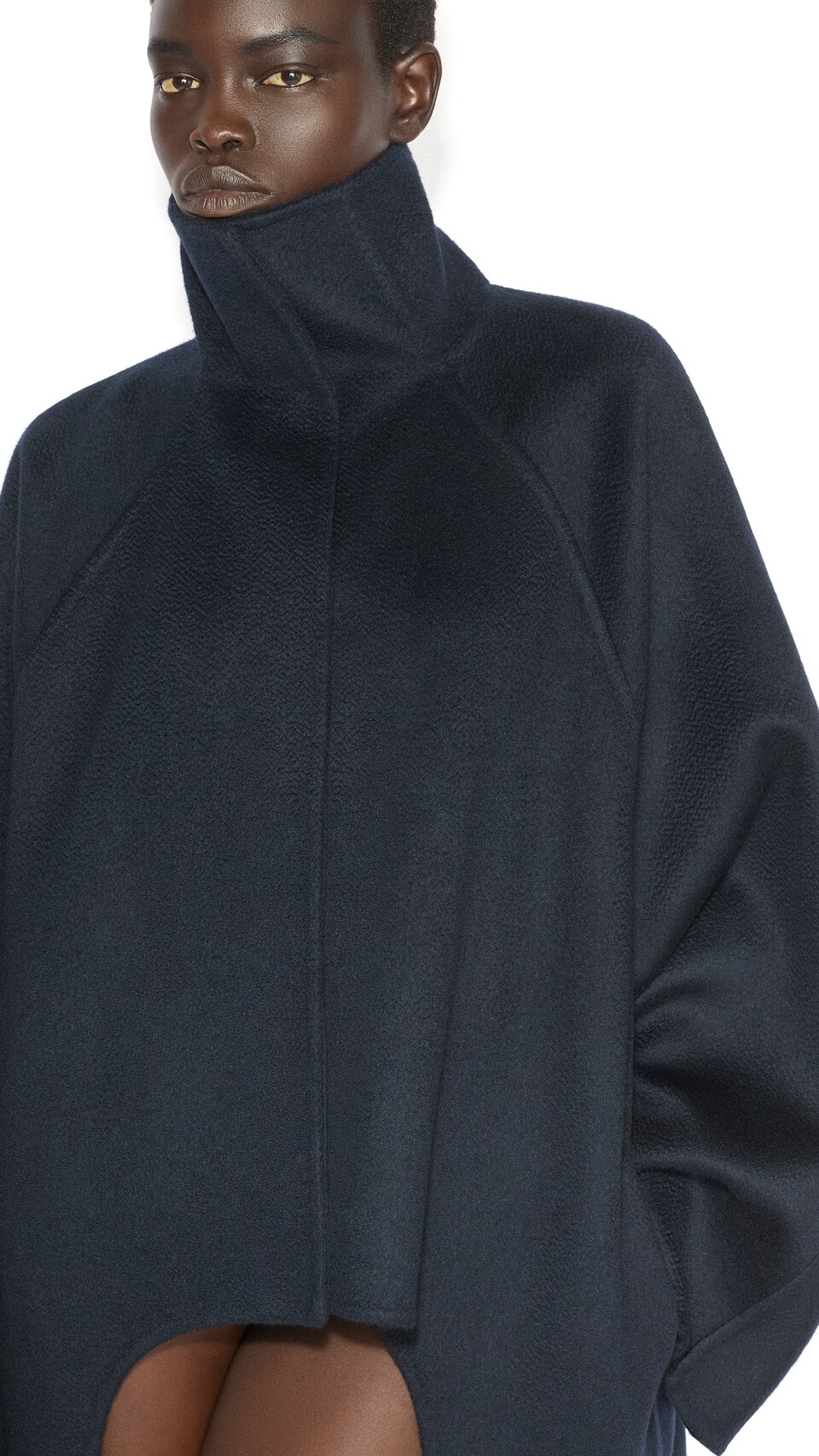 ALA&Iuml;A ASYMMETRIC DOUBLE FACE CACHMERE COAT MIDNIGHT - View 5