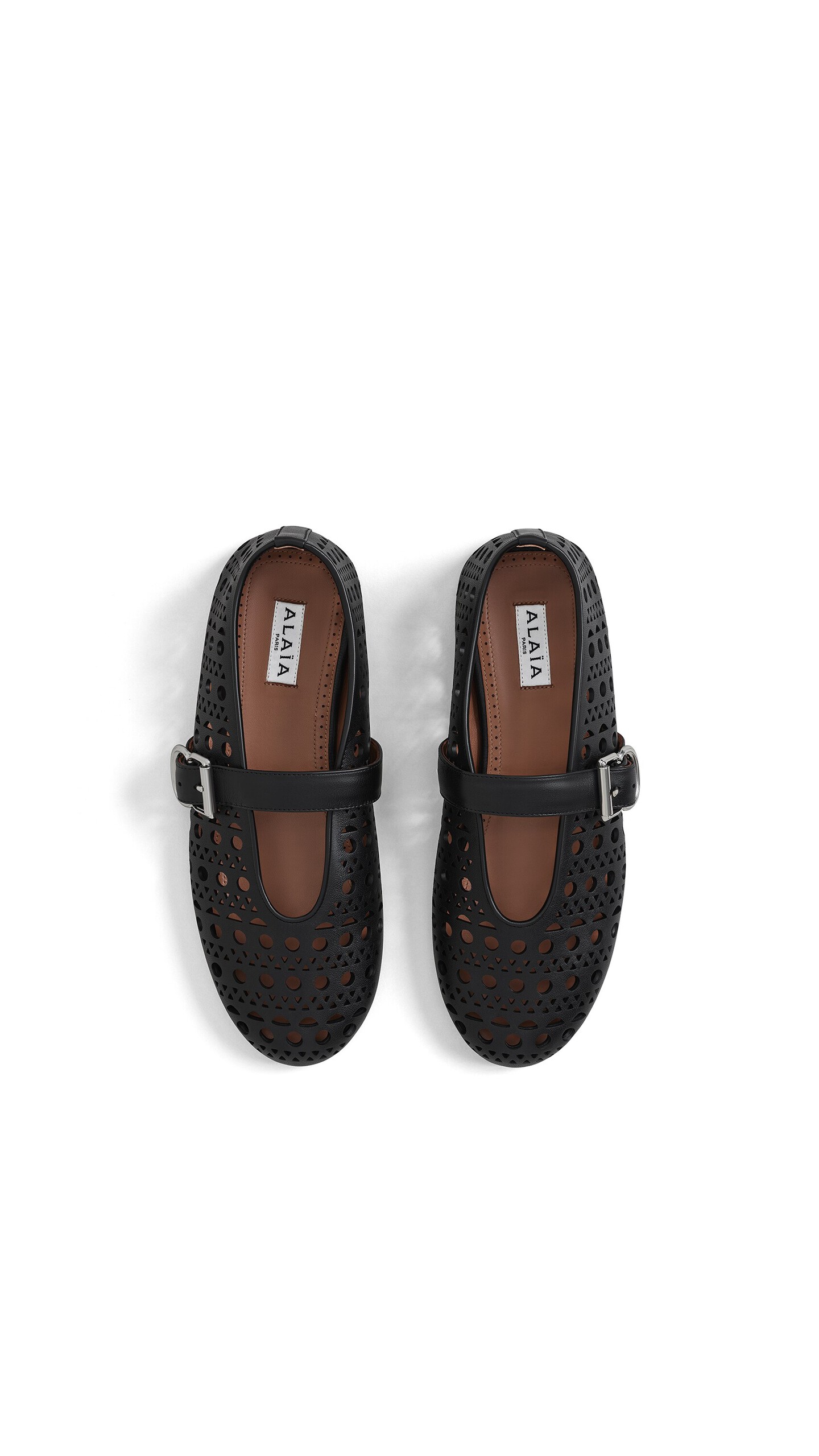 ALA&Iuml;A BALLET FLATS IN VIENNE LAMBSKIN BLACK - View 4