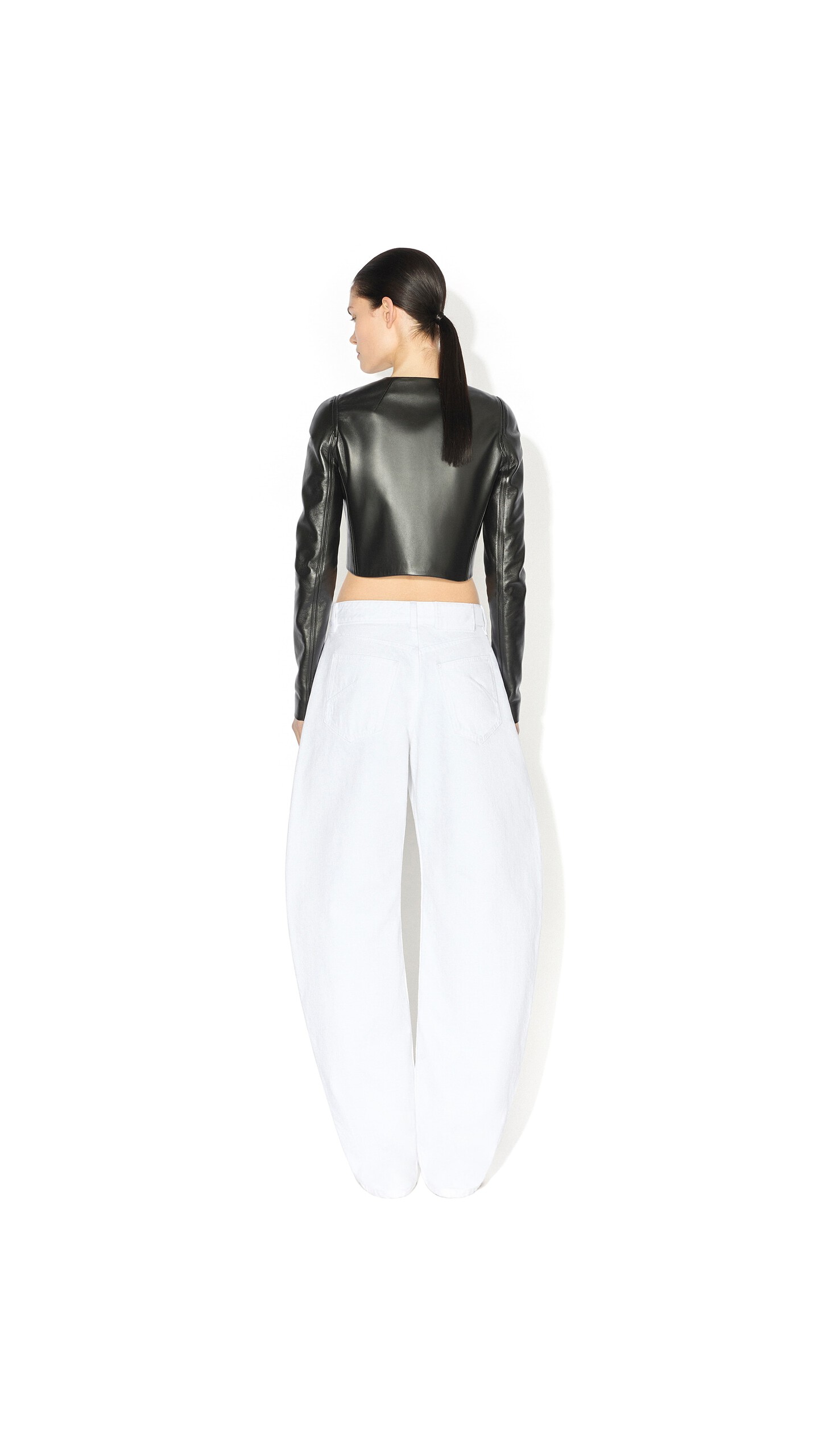 ALA&Iuml;A SOFT LAMBSKIN TAILORED JACKET BLACK - View 3