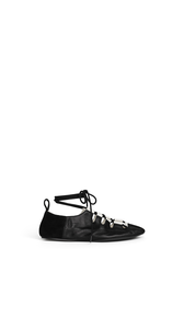 BLACK - ALA&Iuml;A  FOLD LACED FLATS IN LEATHER