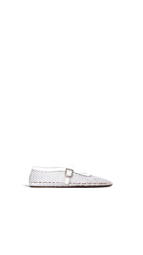 ALA&Iuml;A BALLET FLATS IN FISHNET OPTICAL WHITE