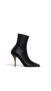 BLACK - ALA&Iuml;A SOFT SQUARE BOOTS IN LEATHER