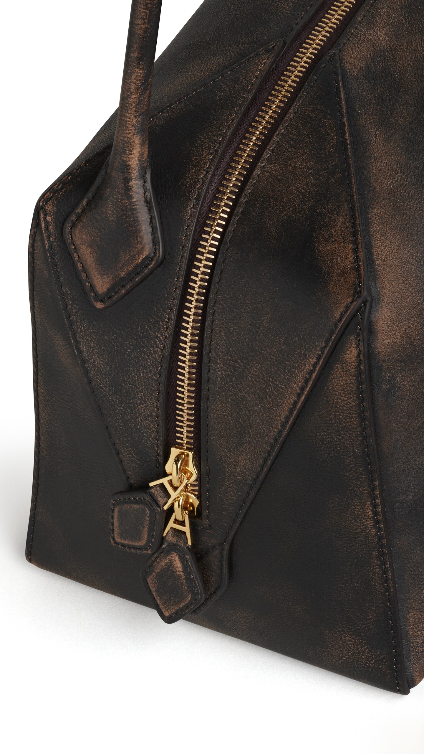 DAM_BGRD_0009 image number 2