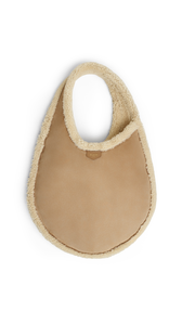 CAMEL - ALA&Iuml;A ONE PIECE HOBO BAG IN MERINO SHEARLING