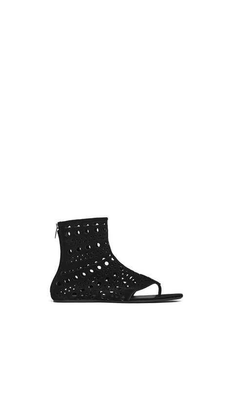 ALA&Iuml;A VIENNE HIGH FLAT SANDALS  IN VELVET CALFSKIN BLACK