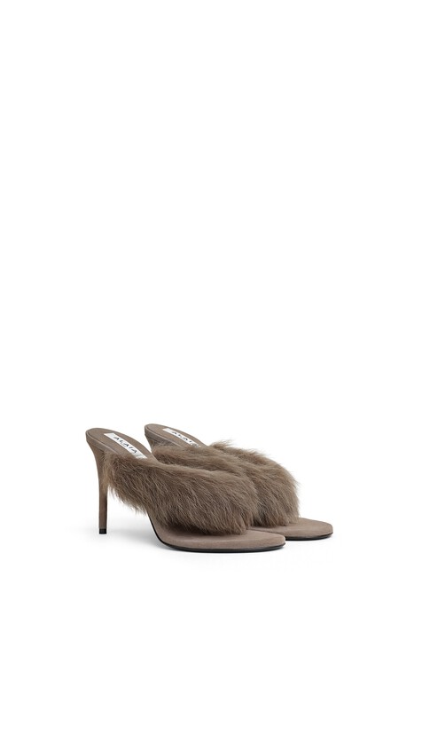 HEEL THONG MULES IN LAMBSKIN