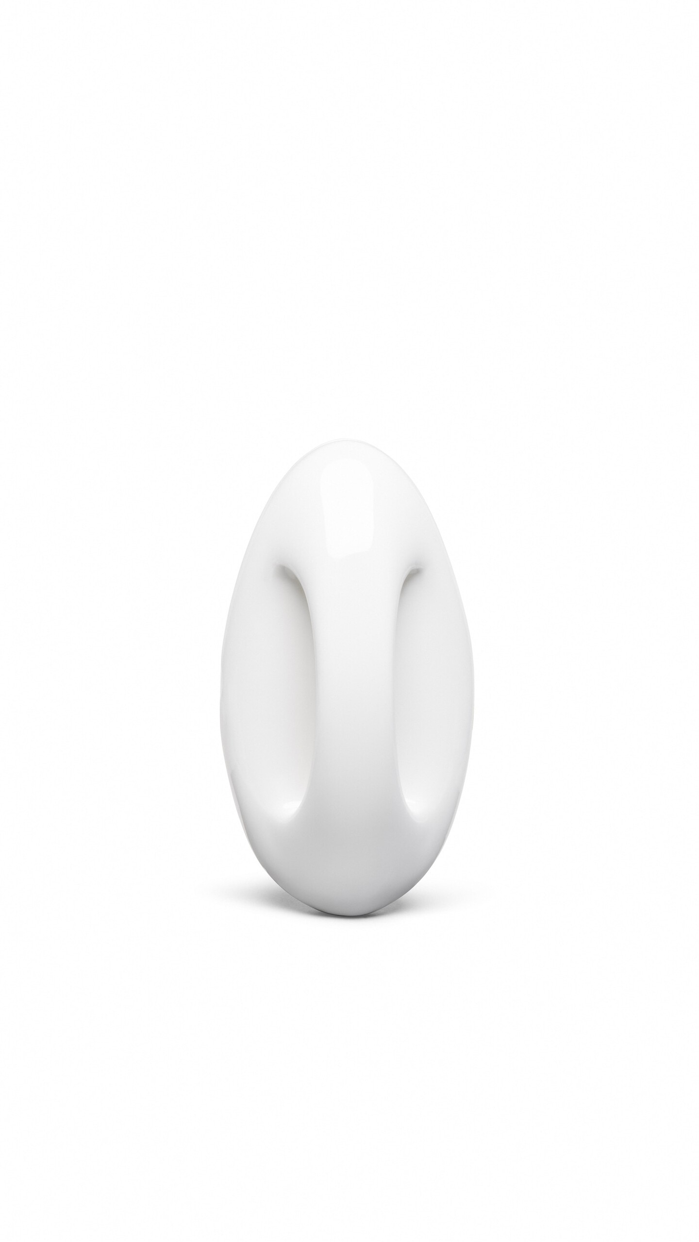 ALA&Iuml;A SCULPTURAL MINAUDIERE IN RESIN OFF-WHITE - View 4