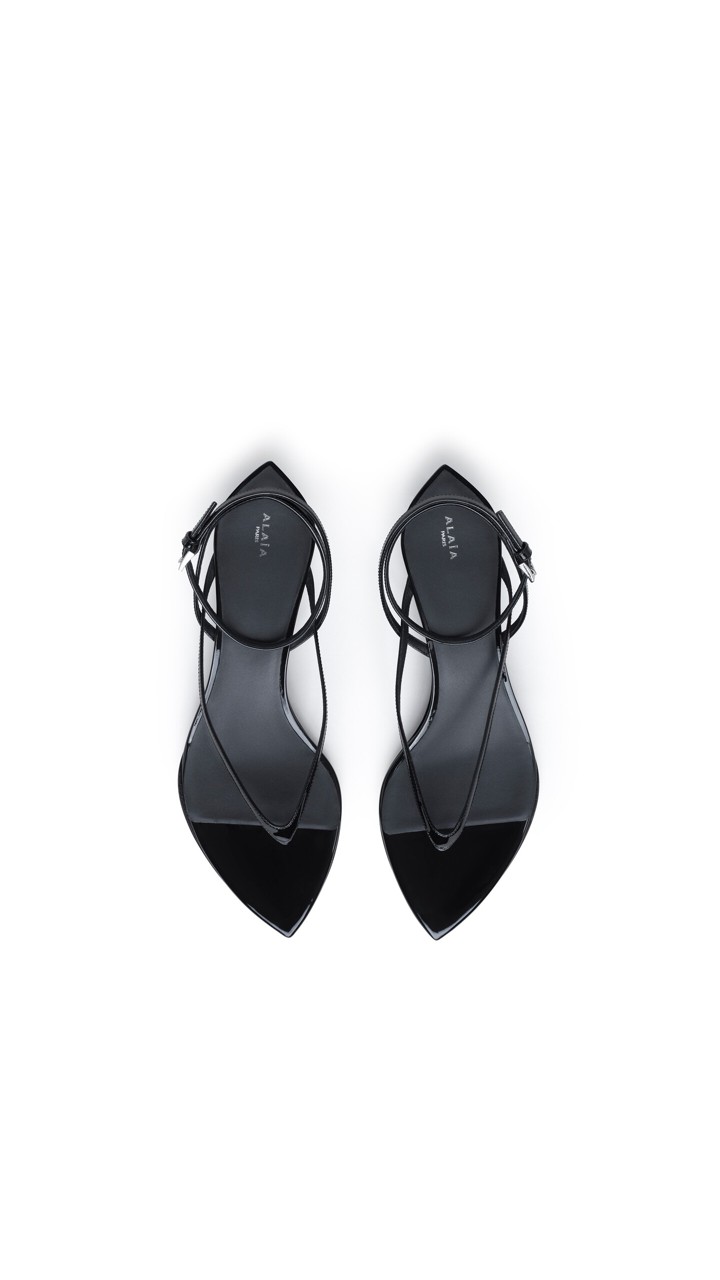 ALA&Iuml;A INVISIBLE THONG IN PATENT CALFSKIN BLACK - View 4