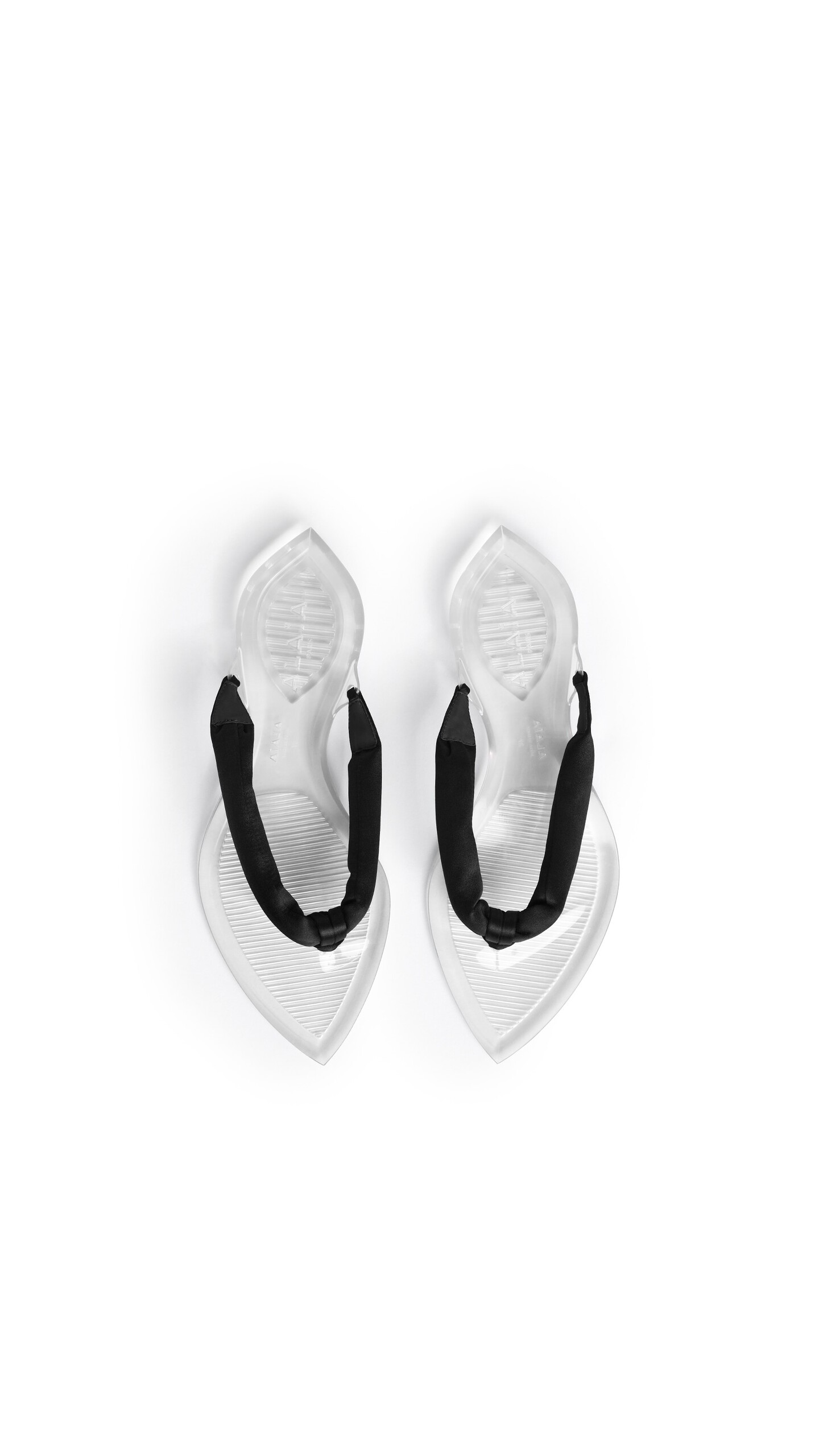 ALA&Iuml;A INVISIBLE THONG IN SATIN BLACK - View 4