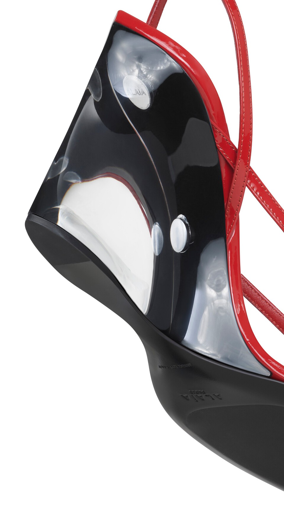 ALA&Iuml;A INVISIBLE THONG SANDALS IN PATENT CALFSKIN BURNT ORANGE - View 4