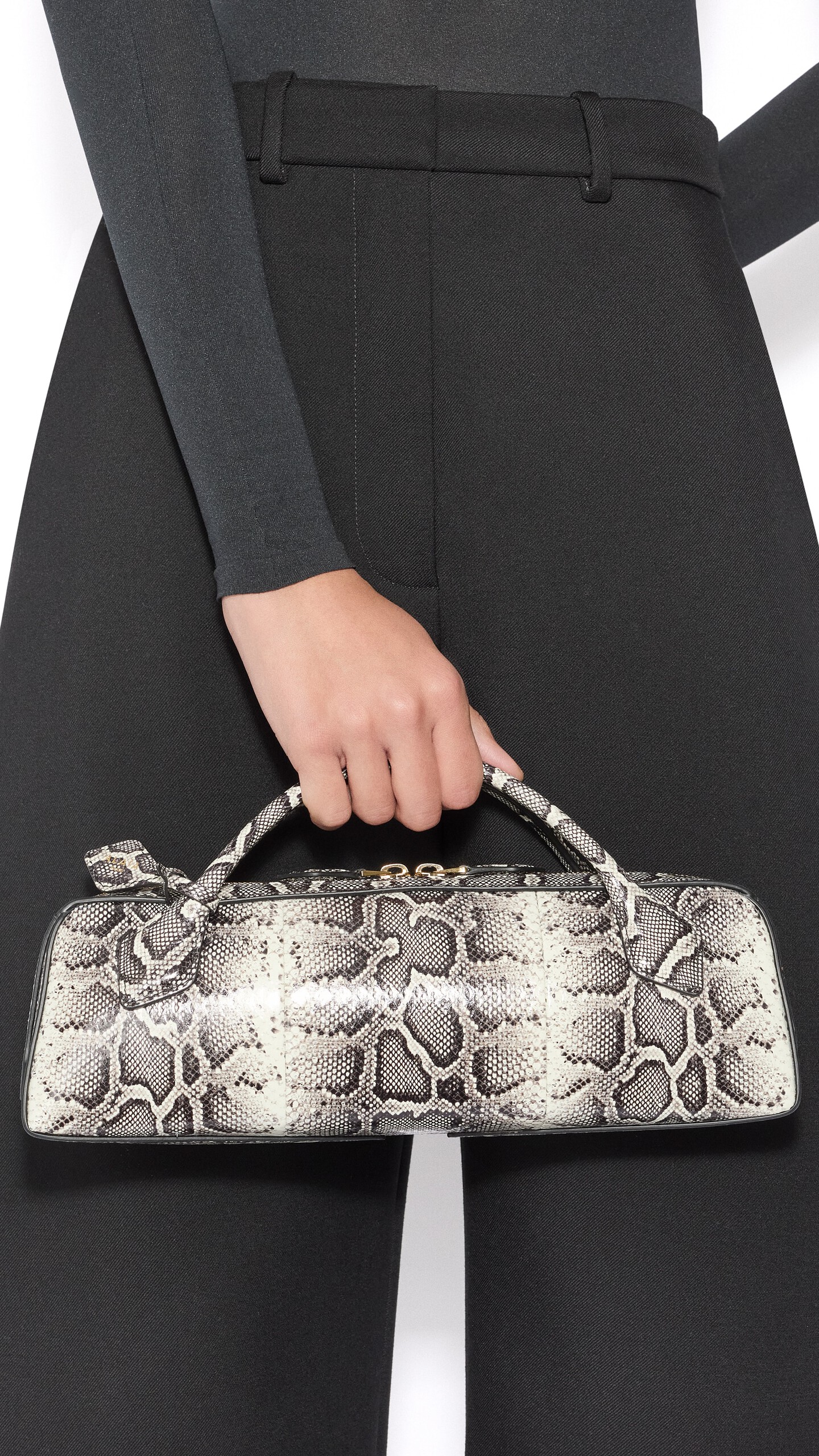 DAM_BGRD_0009 image number 3