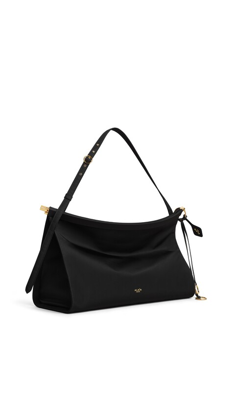 ALA&Iuml;A LE CLICK EAST WEST LARGE BAG IN NYLON BLACK - View 2