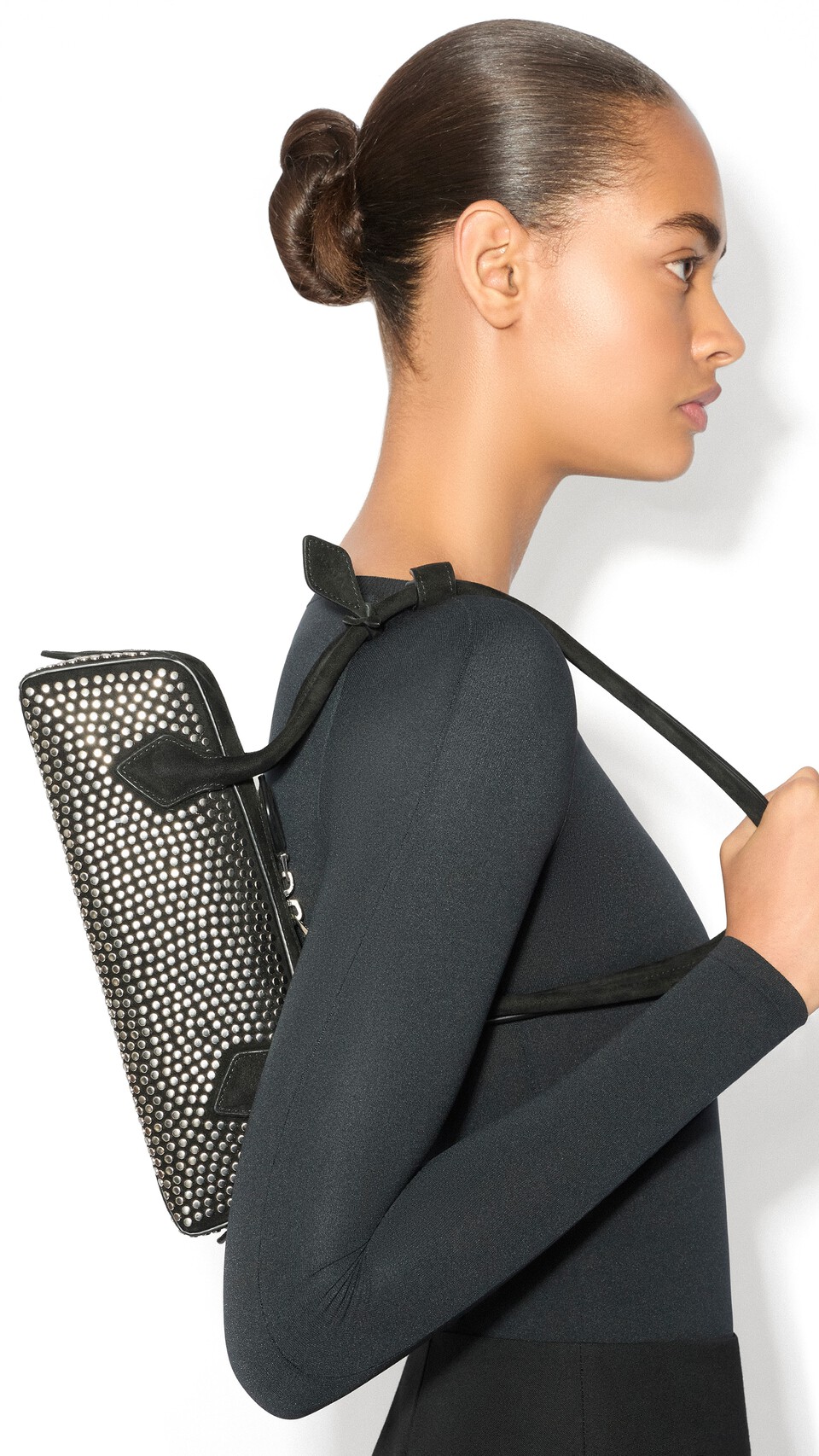 ALA&Iuml;A BORSA LE TECKEL PICCOLA IN PELLE SCAMOSCIATA CON BORCHIE NERO - View 4